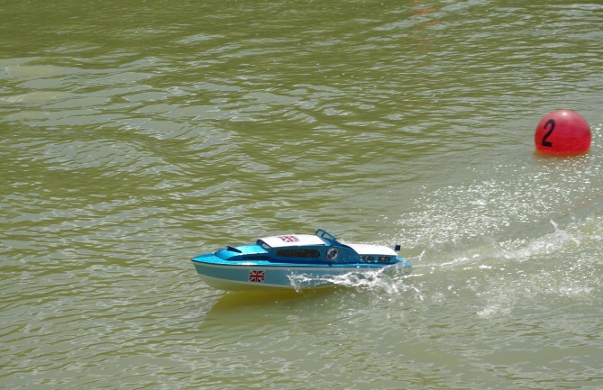 Motors and Batteries Knightcote Model Boat Club